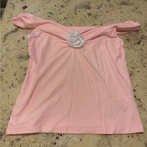 Aritzia Villa Pink Off-Shoulder Top with White Flower Accent